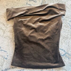 Reformation off the shoulder top in brown velvet XS